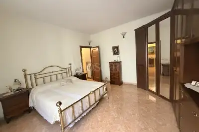 Casa in vendita, Via Virgilio, Pomezia