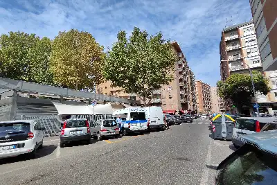 Negozio in vendita, Via Damiano Macaluso, Roma