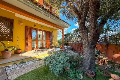 Villino a Schiera in vendita, Via dei Pini, Olbia