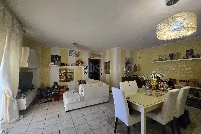 Casa in vendita, Via Giuseppe Garibaldi, Villa Carcina