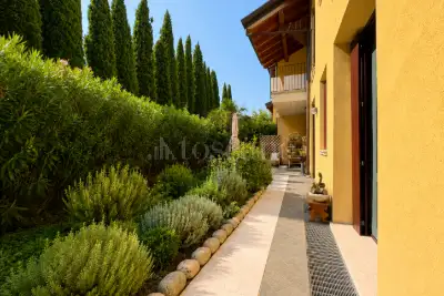 Casa in vendita, Via Zanardelli, Desenzano del Garda