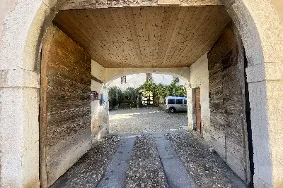 Casale in vendita, Monteclana, Nave