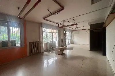 Negozio in vendita, Via Pietro Giardini, Modena