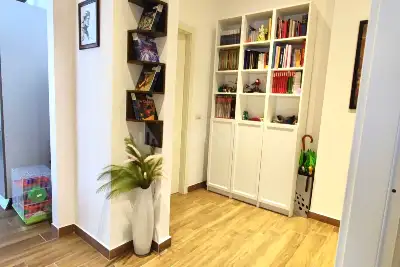 Casa in vendita, Via Stresa, Milano