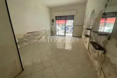 Negozio in vendita, Via Cataldo Parisio, Palermo