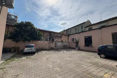 Palazzo in vendita, Via Mario Pieri, Milano