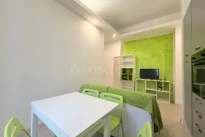 Casa in vendita, Viale Tibaldi, Milano