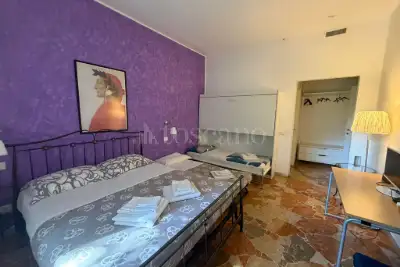 Casa in vendita, Via Pessano, Milano