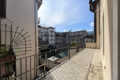 Casa in vendita, Via Tempera 7, L'Aquila
