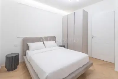 Casa in vendita, Via Giovanni da Procida 25, Milano