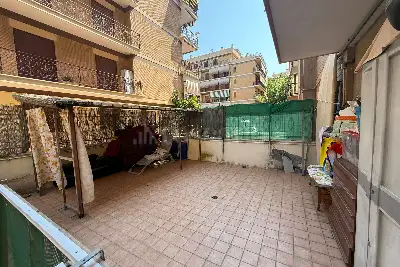 Casa in vendita, via Alcide Pedretti , Roma