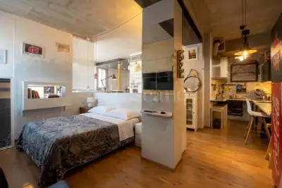 Casa in vendita, Via Montedenno, Brescia