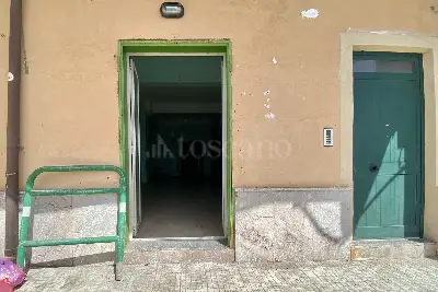 Negozio in vendita, Via Luigi Rizzo , Letojanni, Letojanni