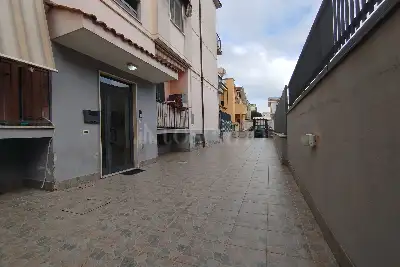 Casa in vendita, Via Montello, Aprilia