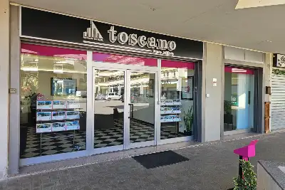 Negozio in vendita, Via Aurelia , Santa Marinella