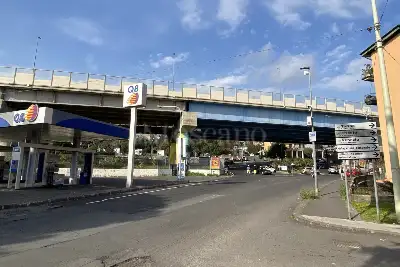 Negozio in vendita, Via Trento, Gravina di Catania