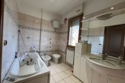Casa in vendita, Via Conti di Rieti, Roma