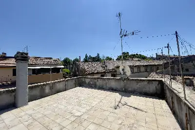 Casa in vendita, Largo degli Esposti, Viterbo