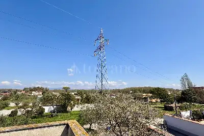 Casa Indipendente in vendita, Via Vico Nel Lazio, Nettuno