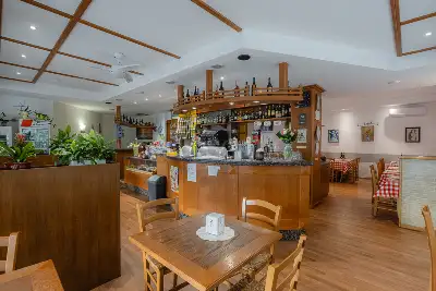 Attività Commerciale in vendita, Via del Cotonificio, Udine