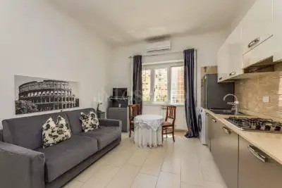 Casa in vendita, Via Oderisi da Gubbio, Roma