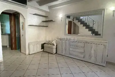 Villino a Schiera in vendita, Via John Fitzgerald Kennedy, Marino