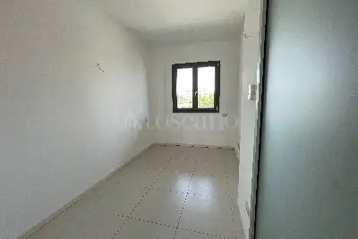 Casa in vendita, Via Cosenz , Milano