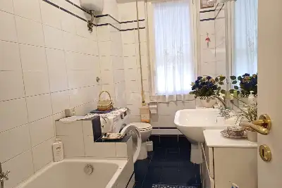 Casa in vendita, Viale Telese, Roma