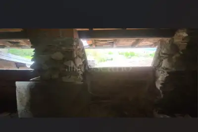 Rustico in vendita, Via Uberto Da Mesenzana, Mesenzana