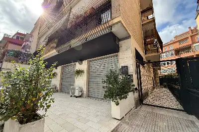 Negozio in vendita, Via Giulia Di Colloredo, Roma
