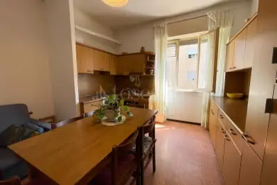 Casa in vendita, Via Antonio Carnevali, Milano
