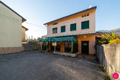 Casa Indipendente in vendita, Via montello, Aviano