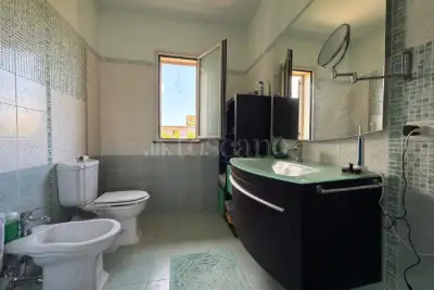 Villino a Schiera in vendita, Via Taranto, San Giovanni la Punta