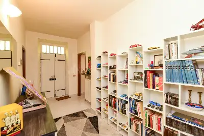 Villa Plurifamiliare in vendita, Via Arcioni, Como