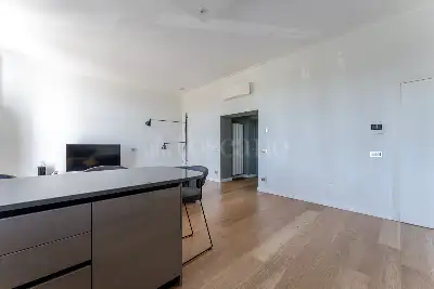 Casa in vendita, Via Cadore, Milano