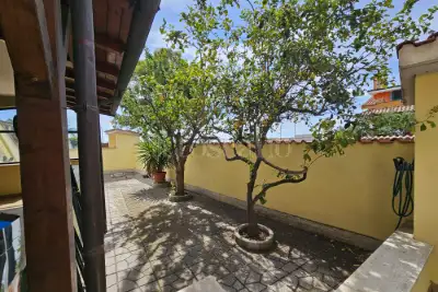 Villa Plurifamiliare in vendita, Via Oceano Atlantico, Pomezia