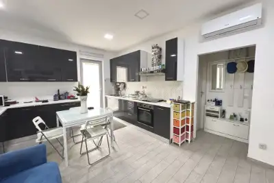 Casa in vendita, Via Catania, Ladispoli