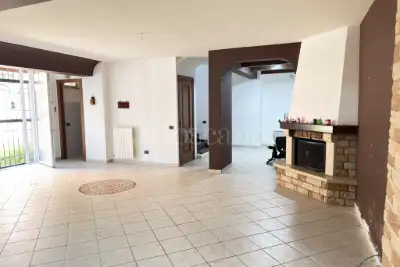 Villa in vendita, Via Sciacca, Siracusa