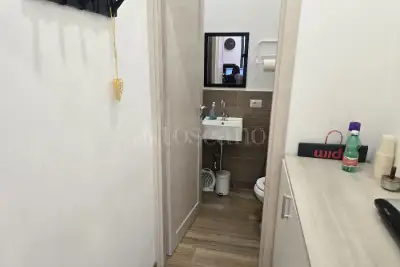 Negozio in affitto, Viale Ippocrate, Roma