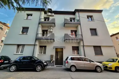 Casa in vendita, Via Paolo Gagliardi, Brescia