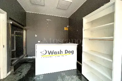 Negozio in vendita, Via Luigi Rava, Roma