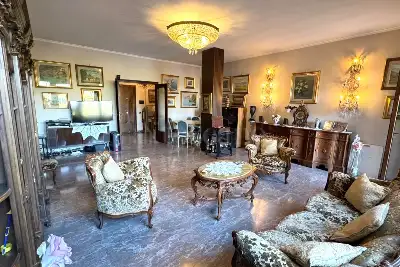 Casa in vendita, Via Luigi Perna, Roma