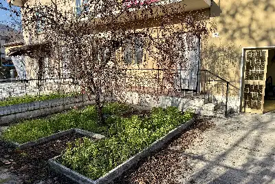 Villino a Schiera in vendita, Via San Francesco d'Assisi, Collebeato