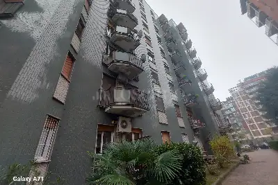 Casa in vendita, Viale Legioni Romane, Milano