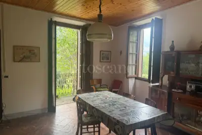 Casa Indipendente in vendita, Via Roma 11, Dizzasco