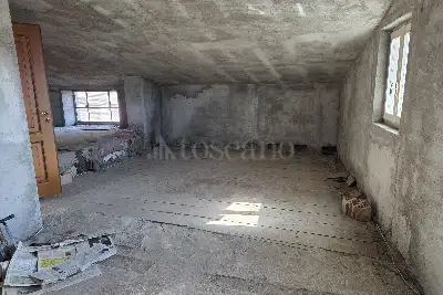 Casa Indipendente in vendita, Via Pratobevera, Sormano