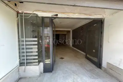 Negozio in vendita, Via Nuova, Messina