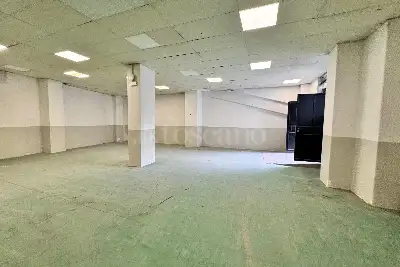 Magazzino in affitto, Viale Vittorio Veneto, Catania