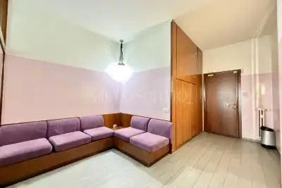 Casa in vendita, Via Zurigo, Milano