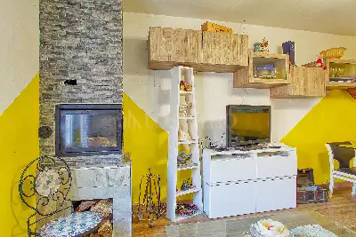 Casa in vendita, Via Carlo Cerrini, Cuasso al Monte